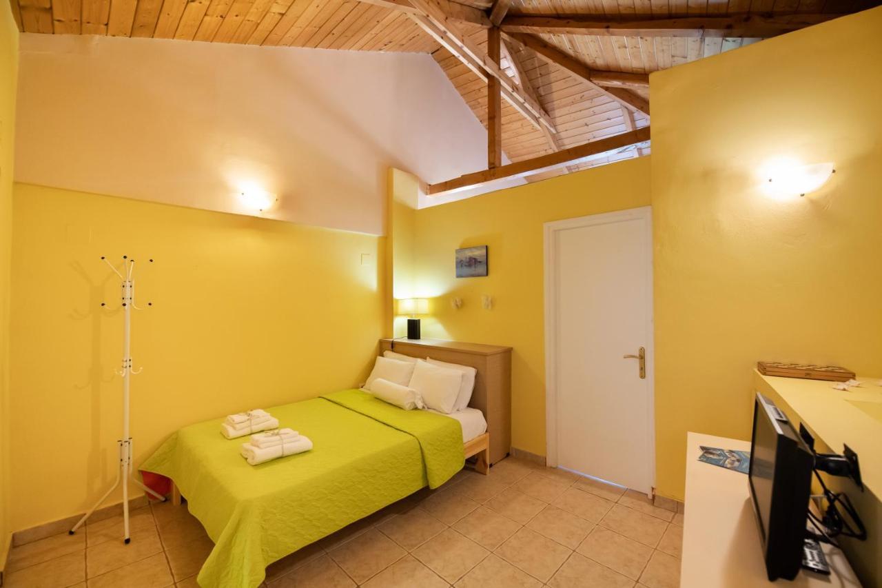 Holiday home Almondtree House - Private Parking Exanthia