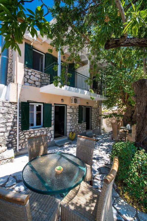 Holiday home Almondtree House - Private Parking Exanthia